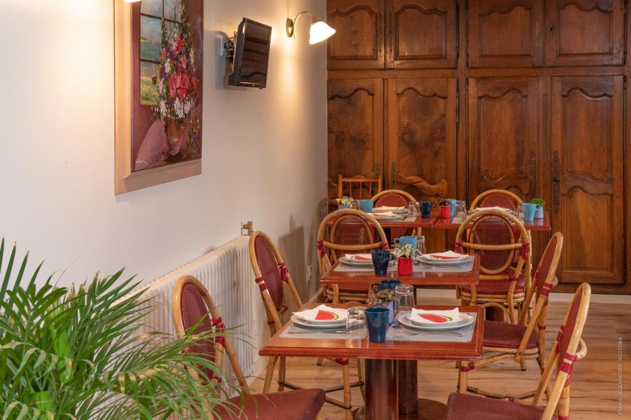 La Little Maison Loches Bagian luar foto